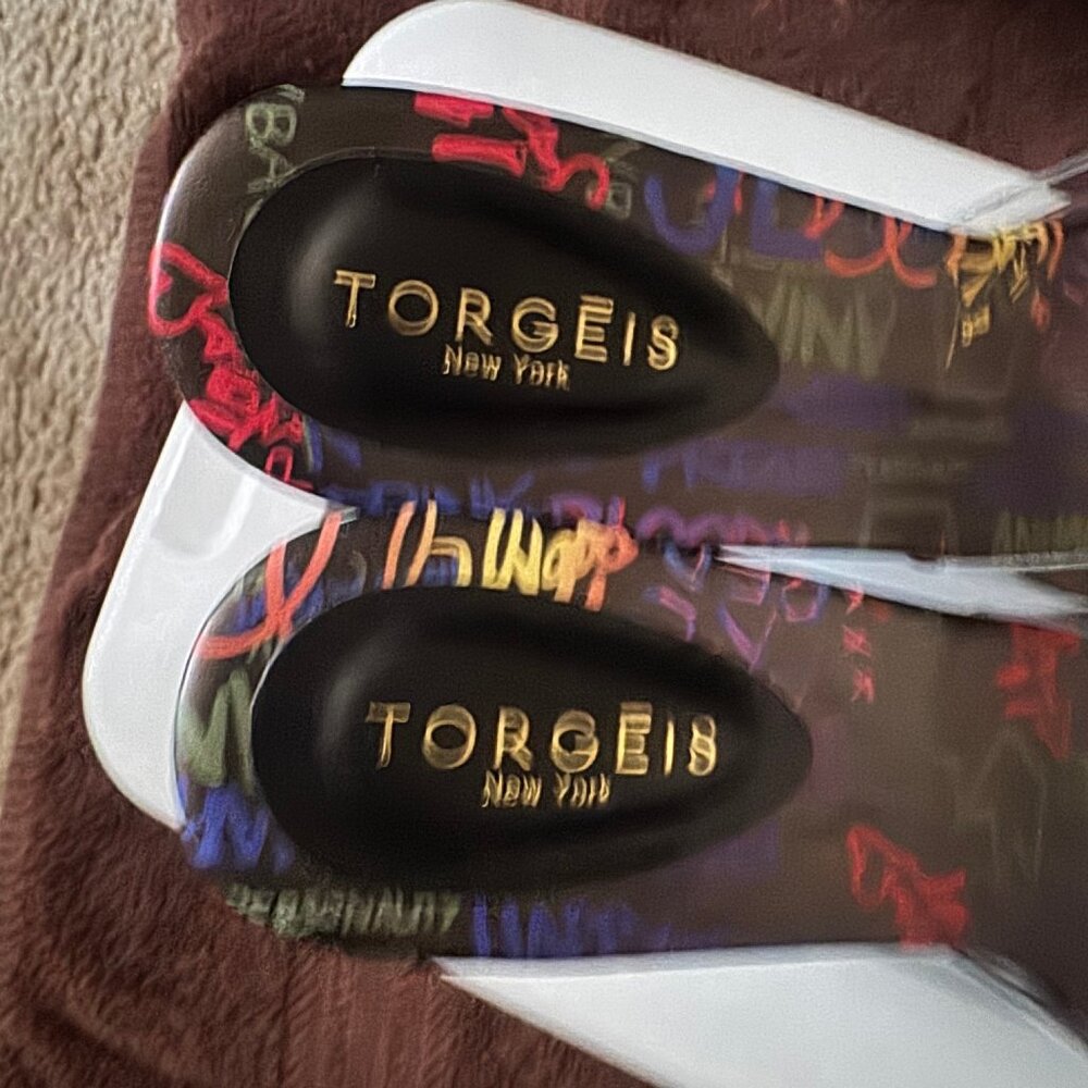 Fun and funky Torgeis New York Sandal!